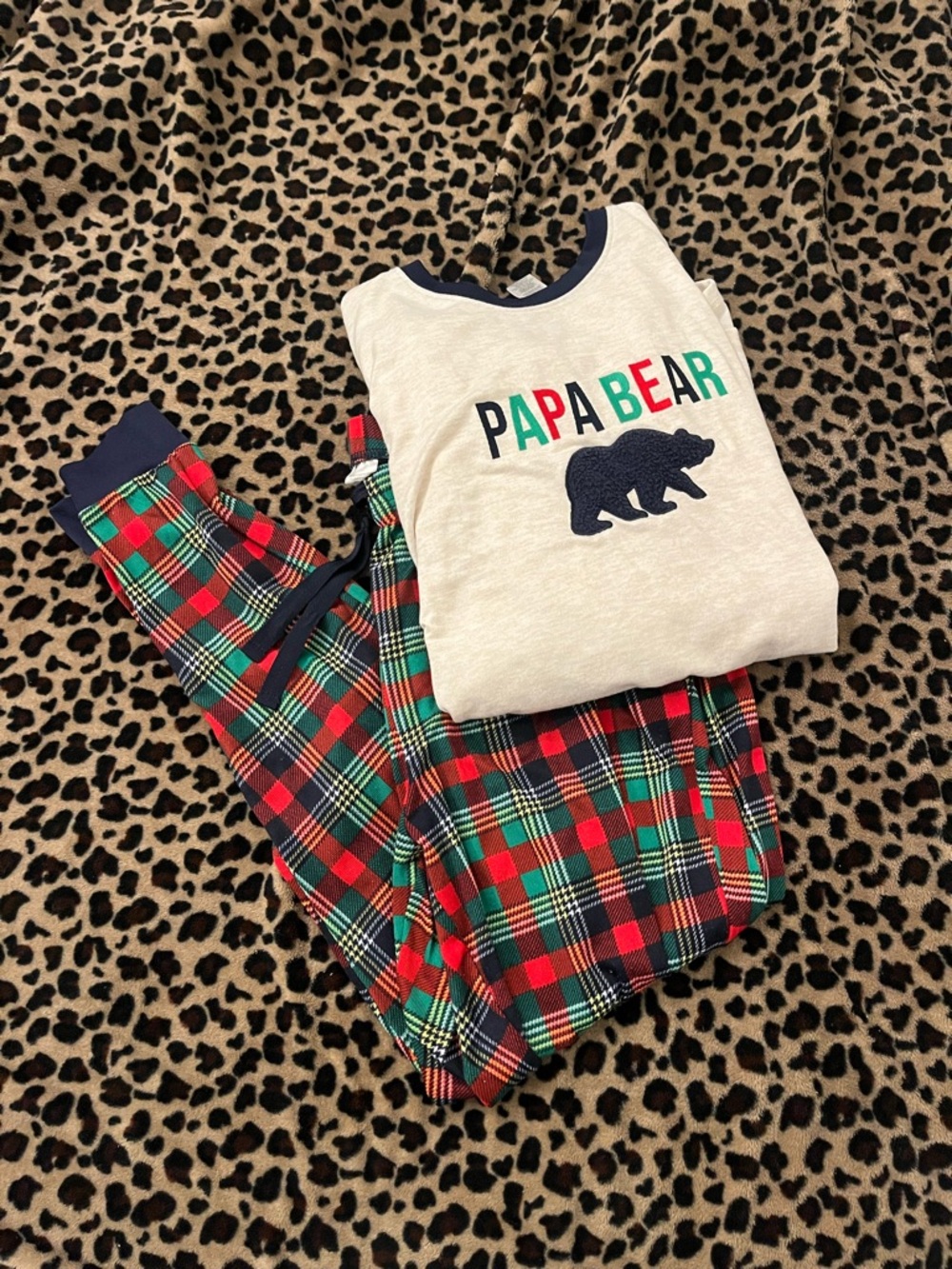 'Papa Bear' Plaid Pajama Set - Red & Green